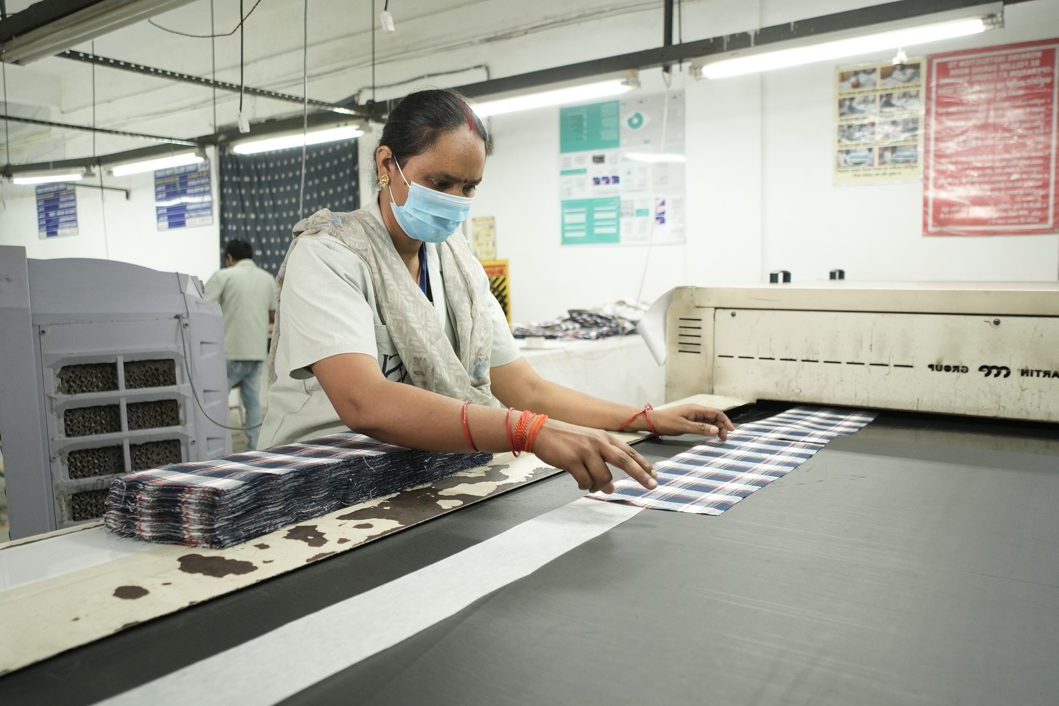 Women’s garments manufactured at Wool Spuns